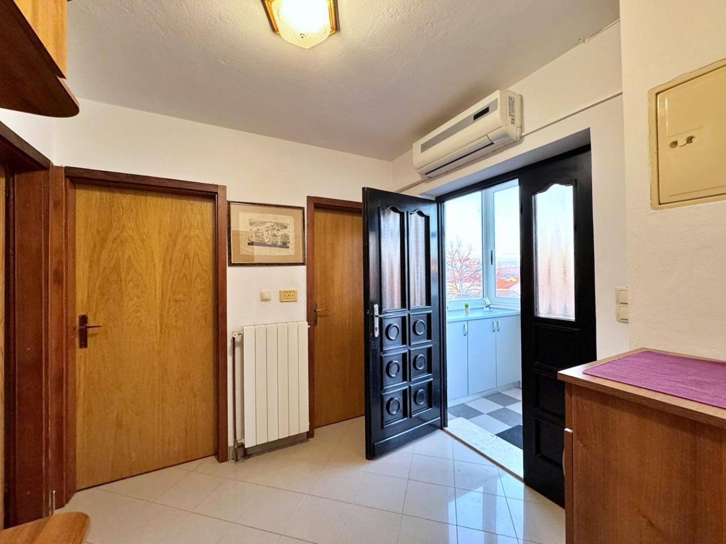 Apartments Katarina Malinska Ngoại thất bức ảnh