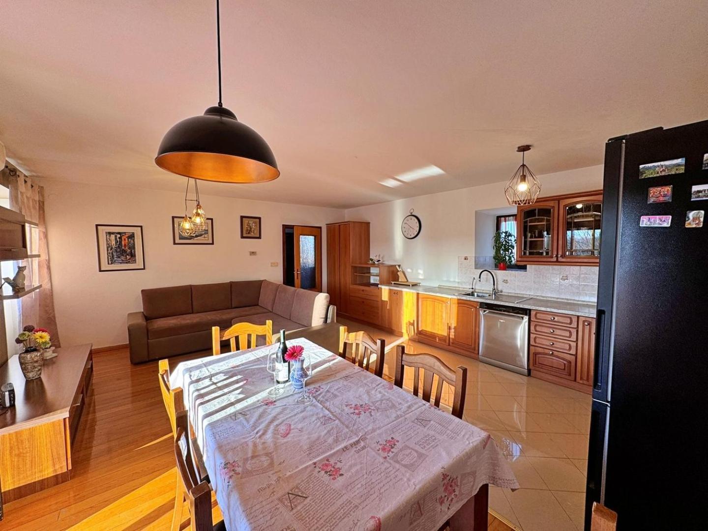Apartments Katarina Malinska Ngoại thất bức ảnh