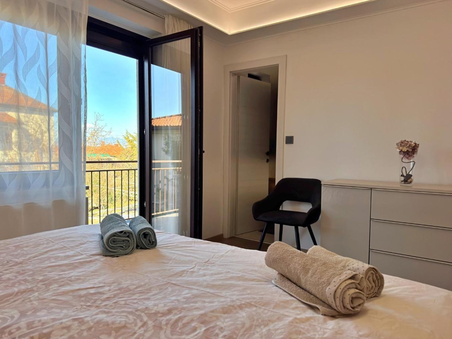 Apartments Katarina Malinska Ngoại thất bức ảnh