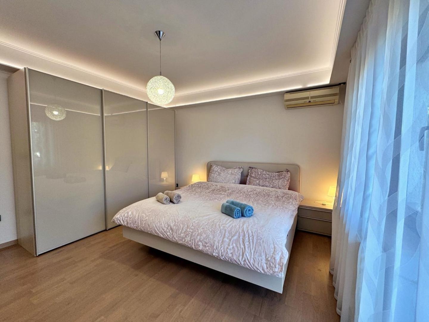 Apartments Katarina Malinska Ngoại thất bức ảnh