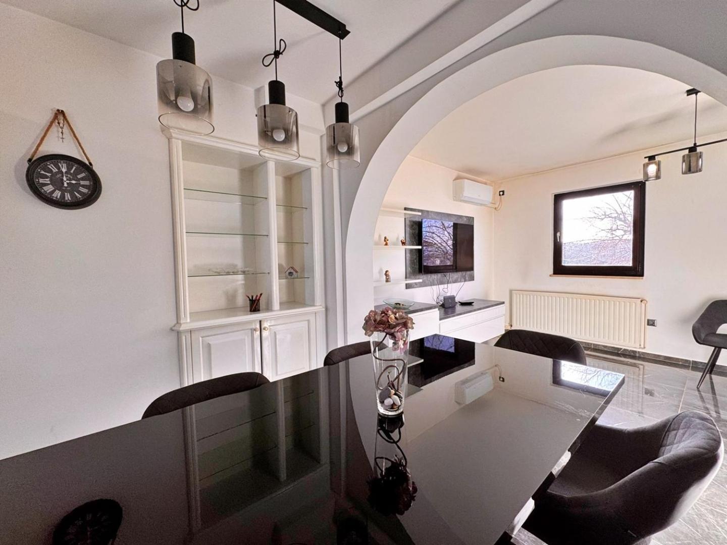 Apartments Katarina Malinska Ngoại thất bức ảnh