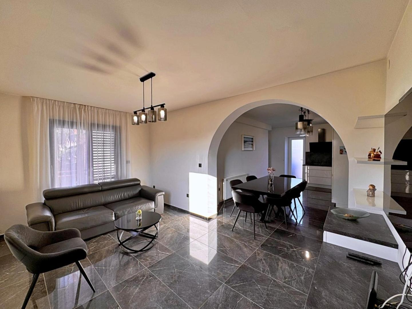 Apartments Katarina Malinska Ngoại thất bức ảnh