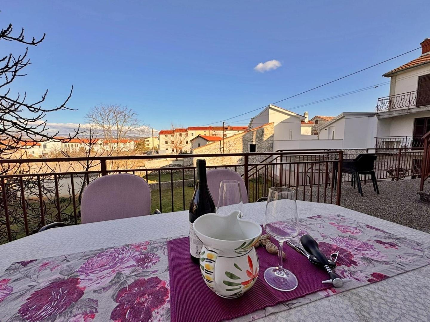 Apartments Katarina Malinska Ngoại thất bức ảnh